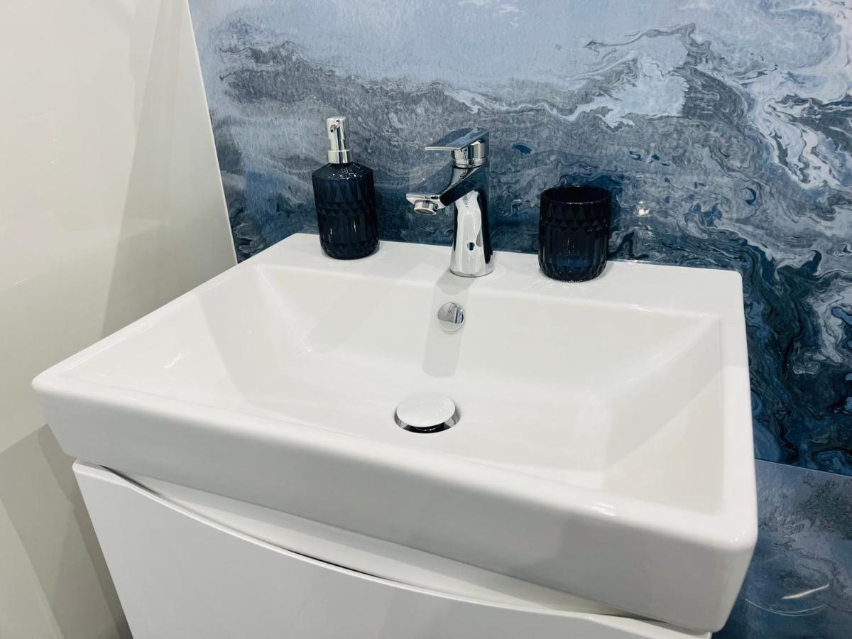 Mare E Monti Apartments Катовице Экстерьер фото
